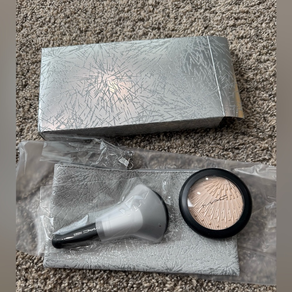 NEW MAC limited edition set